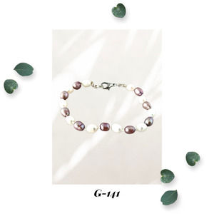 Knotted Freshwater Pearl Bracelet Mauve and White